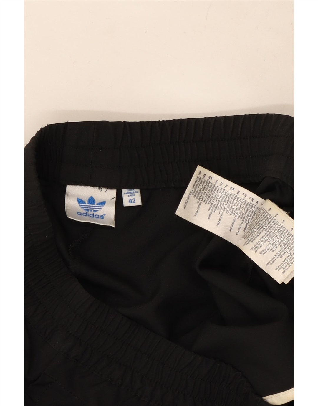 Adidas Damen Sportshorts IT 42 Medium Schwarz Polyester