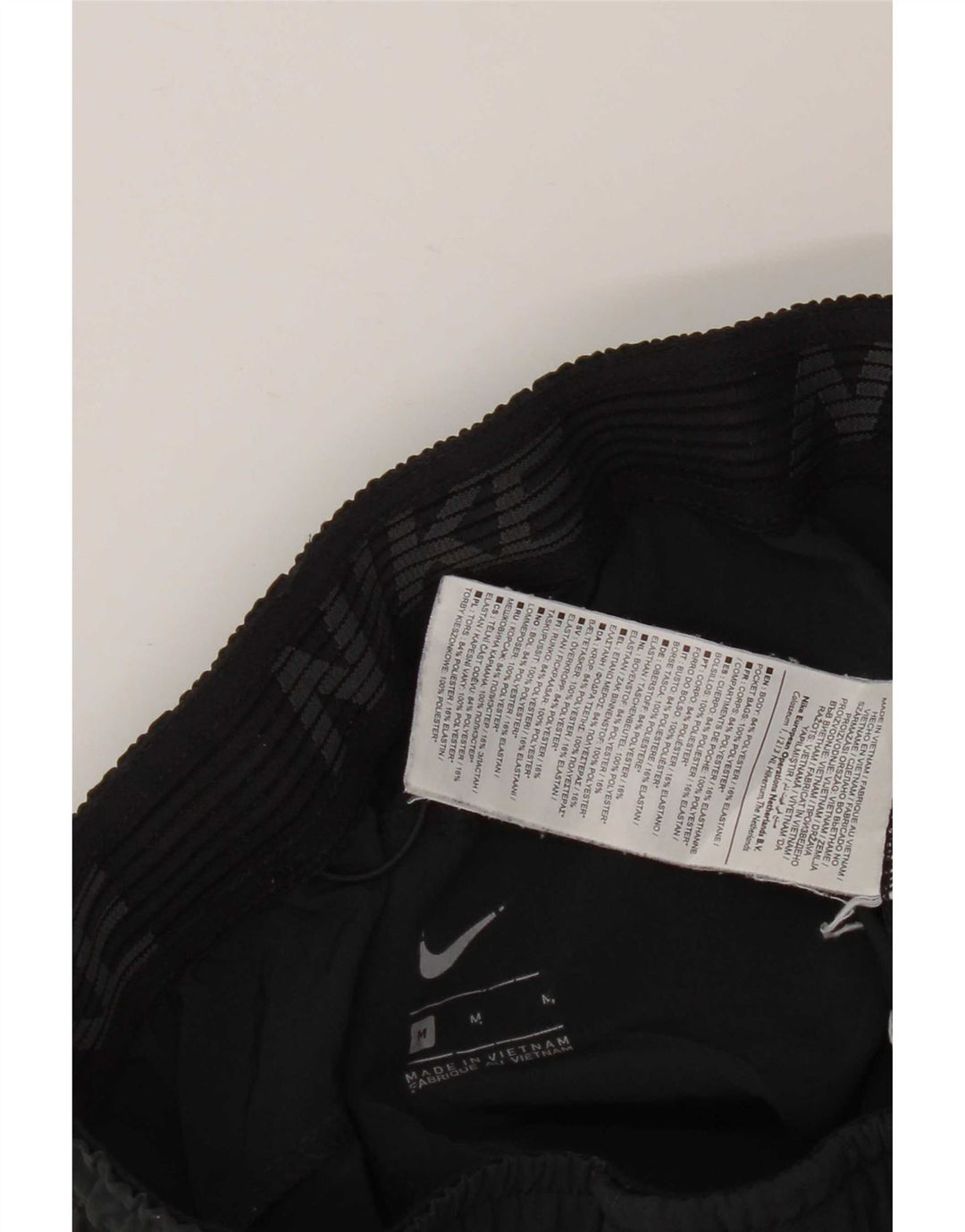 Nike Herren Sportshorts Medium W31 L8 Schwarz Polyester