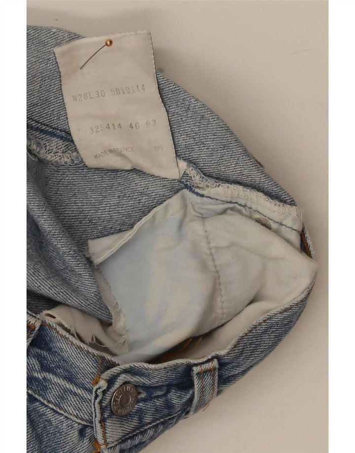 Levi's Damen-Jeansshorts im Distressed-Look, W28, mittelblaue Baumwolle