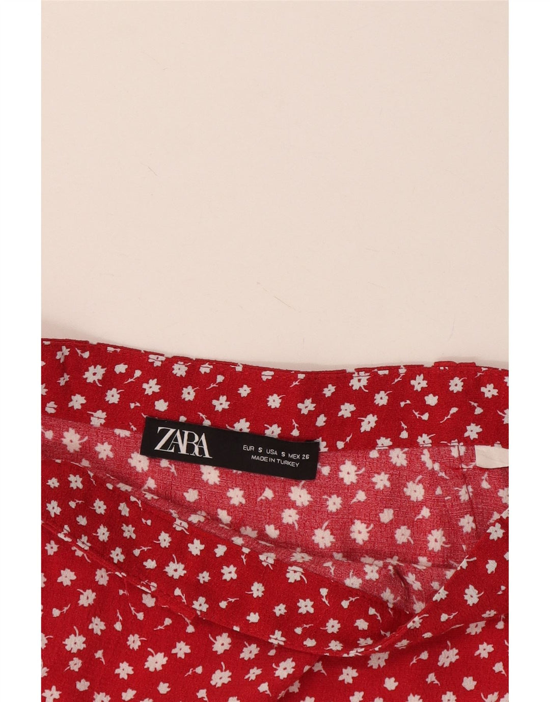 Zara Damen High Rise Hotpants Small W26 Rot geblümt