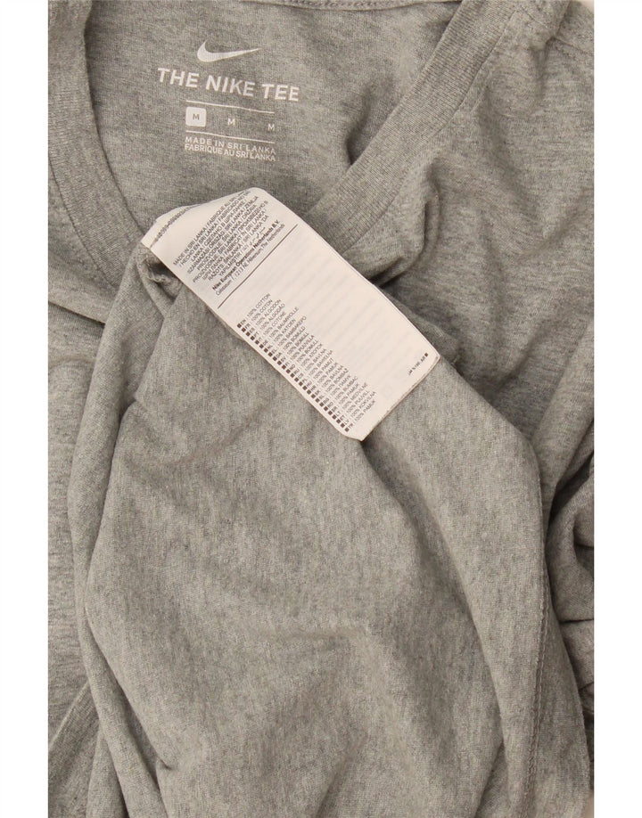 Nike Herren The Tee T-Shirt-Oberteil aus mittelgrauer Baumwolle