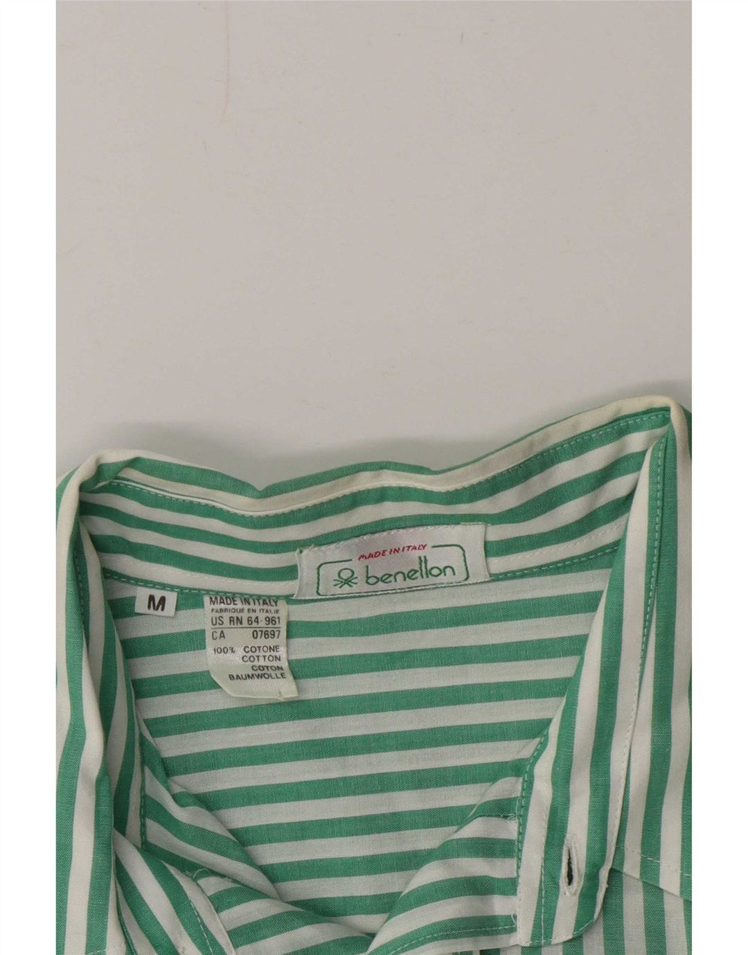 Benetton Herrenhemd aus mittelgrüner Nadelstreifen-Baumwolle