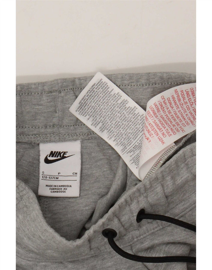 Nike Jungen-Trainingshose, Jogginghose, 8–9 Jahre, Größe S, Grau, Farbblock