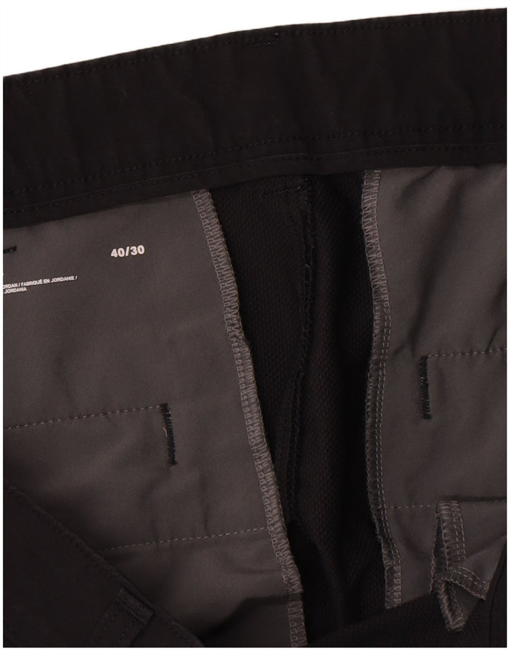 Under Armour Herren Regular Chinohose W40 L30 Schwarz