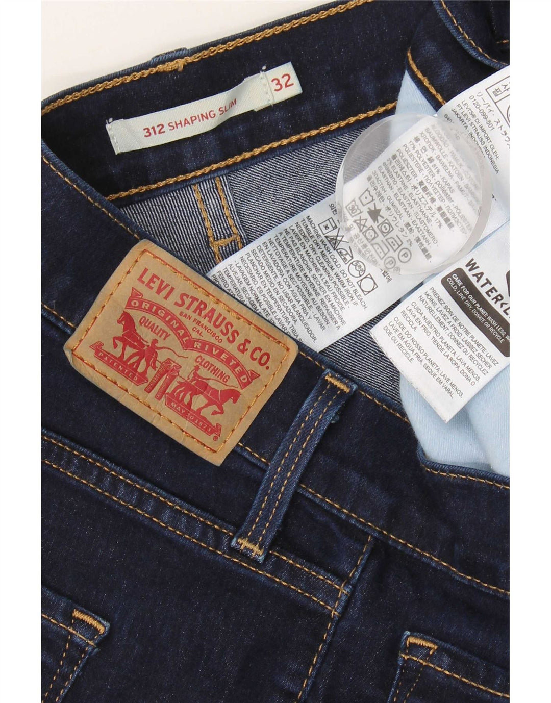 Levi's Damen 312 Shaping Slim Jeans W32 L32 Marineblaue Baumwolle
