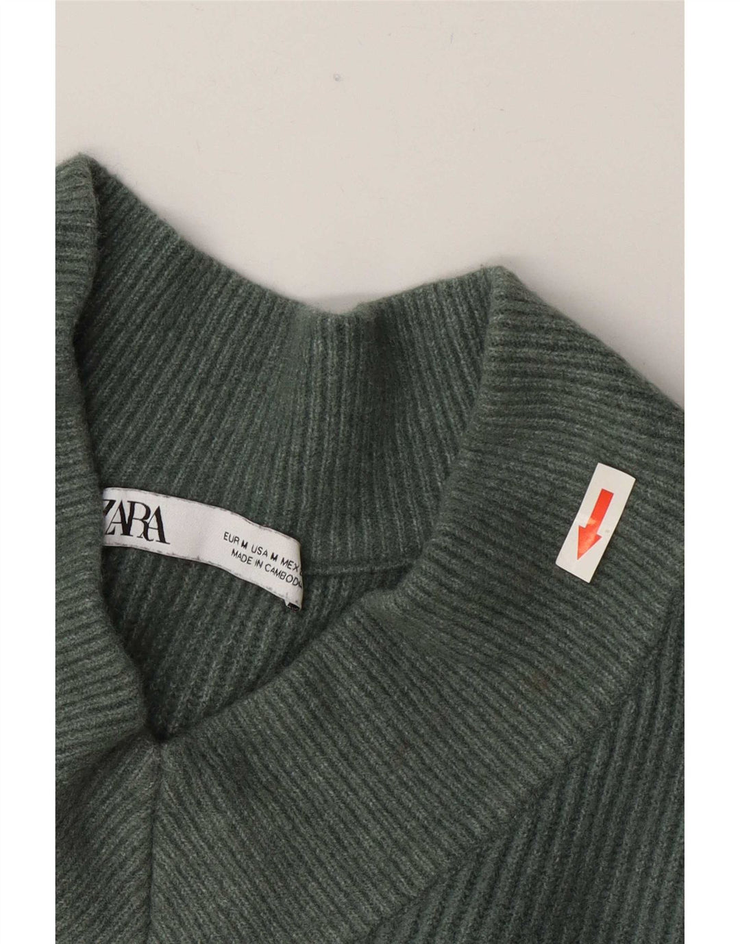 Übergroßer Pullover mit V-Ausschnitt von Zara für Damen, UK 14, mittelgrünes Acryl