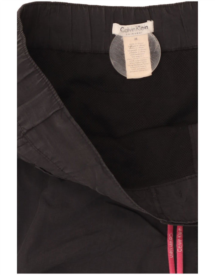 Calvin Klein Herren Badeshorts mit Grafik, Mittelschwarzes Nylon