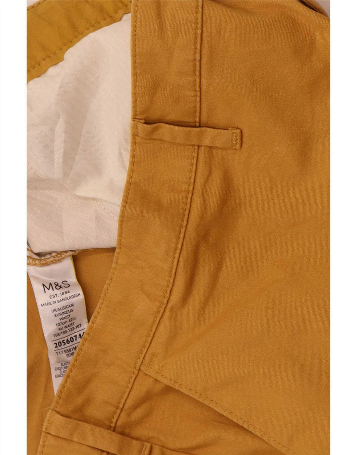 Marks & Spencer Herren Chinoshorts W42 2XL Beige Baumwolle