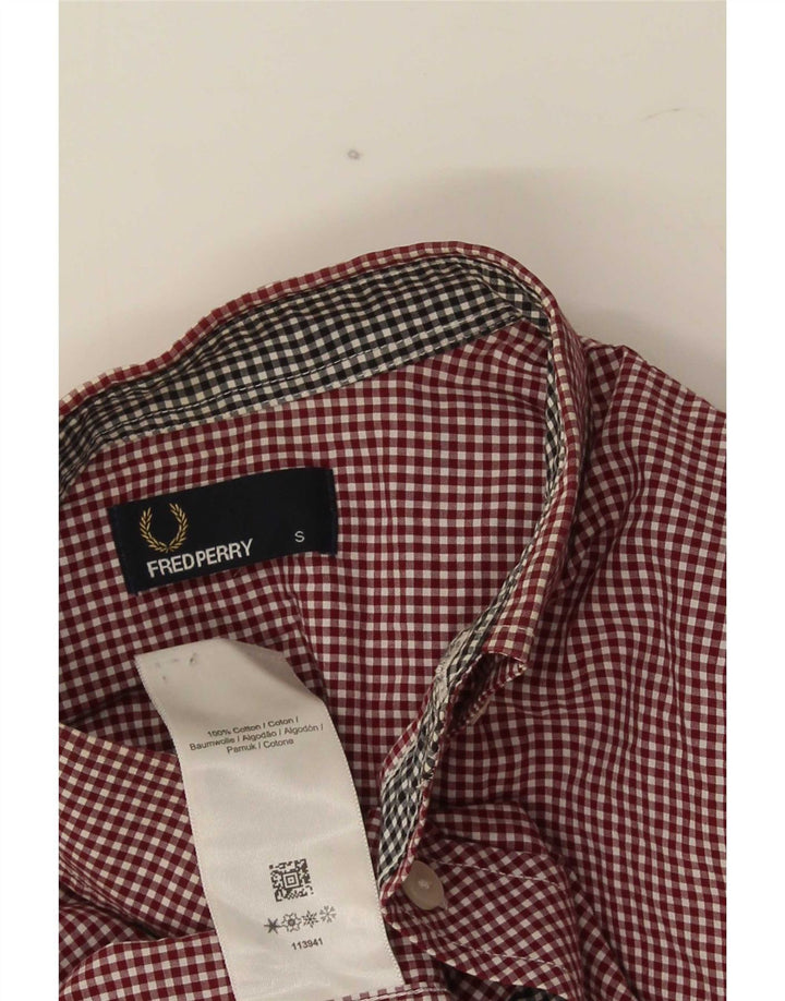 Fred Perry Herrenhemd, klein, Burgunderrot, Gingham-Baumwolle