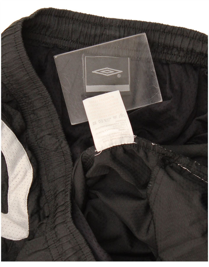 Umbro Herren-Sportshorts 2XL, schwarzes Colourblock-Polyester