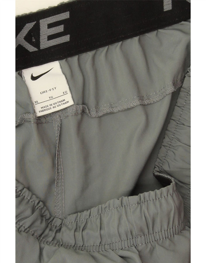 Nike Herren Dri Fit Sport Shorts XL Grau Polyester
