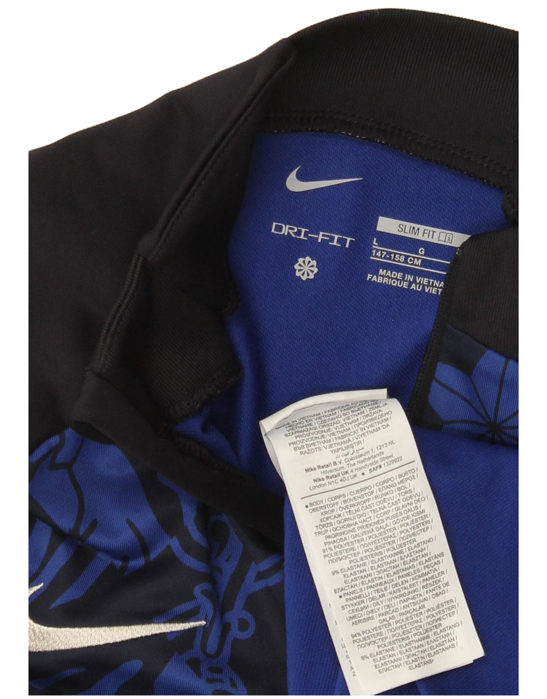 Nike Jungen-Oberteil mit Reißverschluss und Grafik, langärmlig, 12–13 Jahre, Größe L, Schwarz