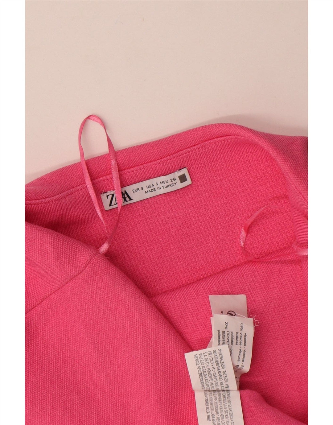 Trägerloses Damenkleid von Zara, Gr. 8, klein, rosa Viskose