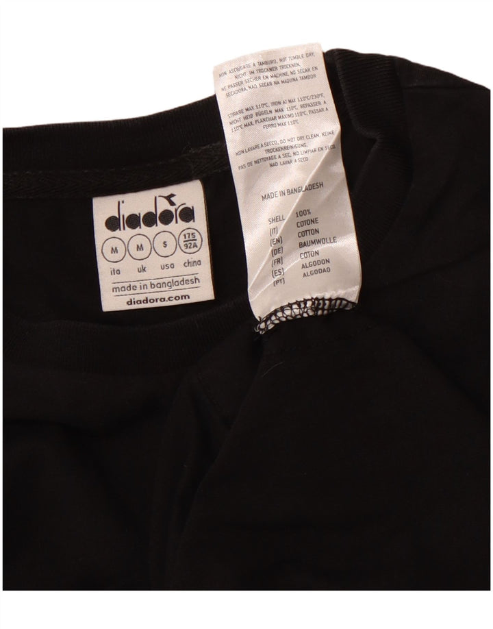 Diadora Herren Grafik-T-Shirt-Oberteil aus mittelschwarzer Baumwolle