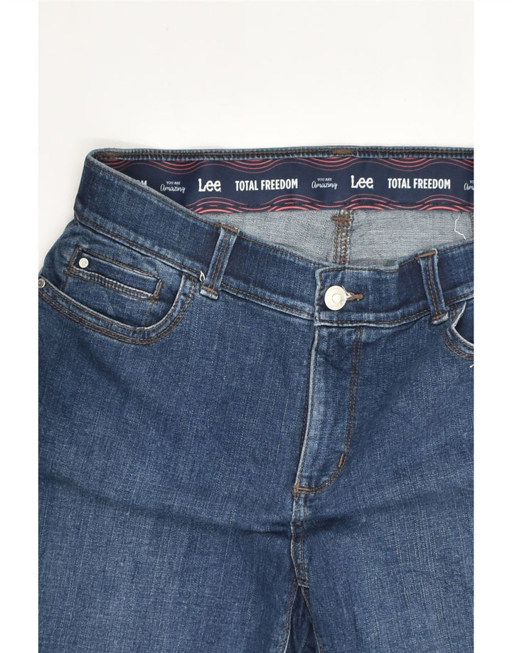 LEE Womens Total Freedom Denim Shorts W30 Medium Blue | Vintage Lee | Thrift | Second-Hand Lee | Used Clothing | Messina Hembry 