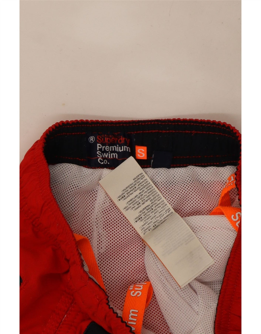 Superdry Herren Badeshorts mit Grafik, Größe S, Rot, Polyester