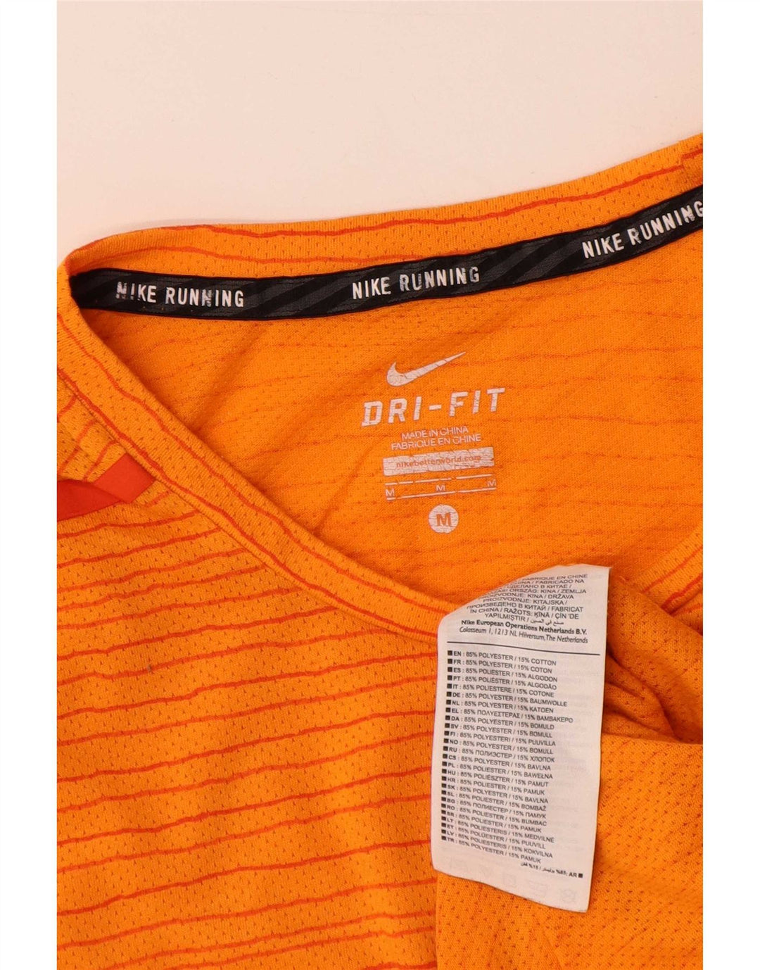 Nike Herren Dri Fit T-Shirt-Oberteil aus mittelorangefarbenem Nadelstreifen-Polyester