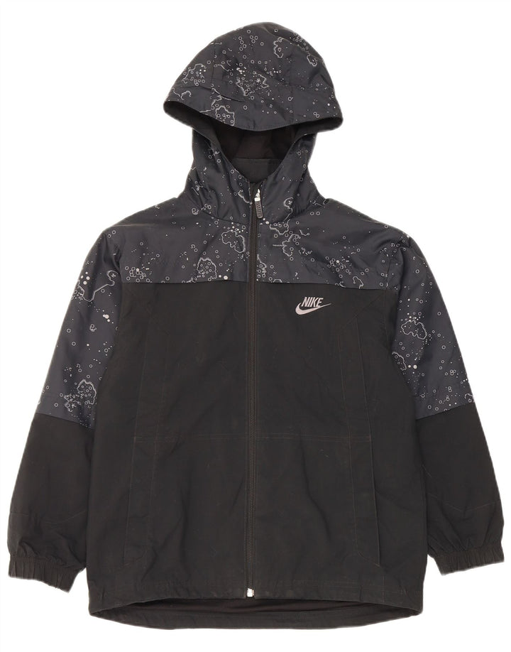 Nike Jungen-Regenjacke mit abstraktem Muster und Kapuze, 10–11 Jahre, mittelgroß, Schwarz