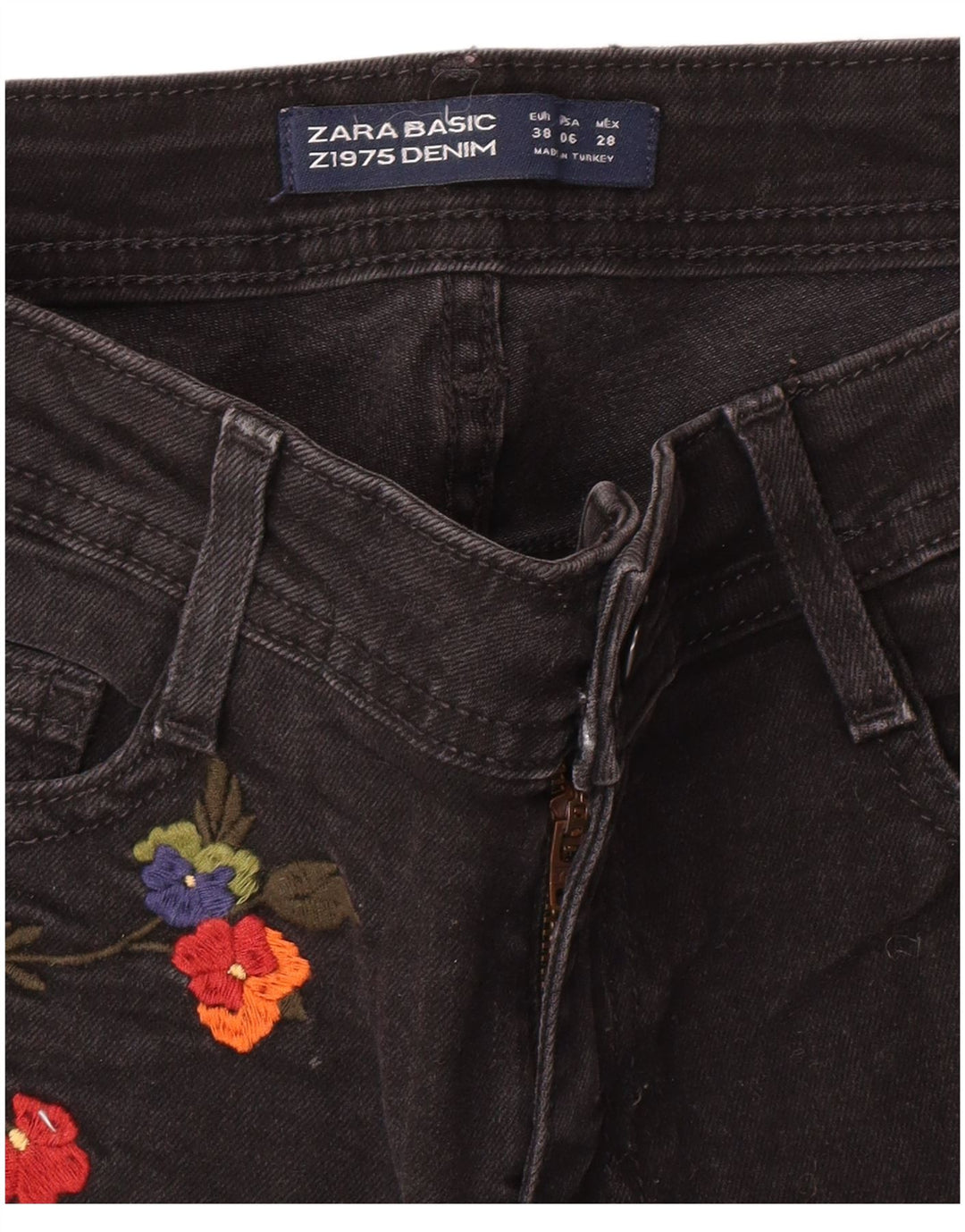 Zara Damen Denim-Shorts mit Grafik, EU 38, Größe S, W28, Schwarz, Blumenmuster, Bohemian-Stil
