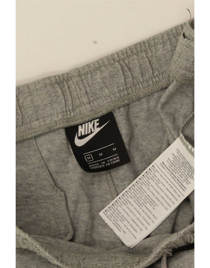 Nike Herren-Bermuda-Sportshorts aus mittelgrauer Baumwolle