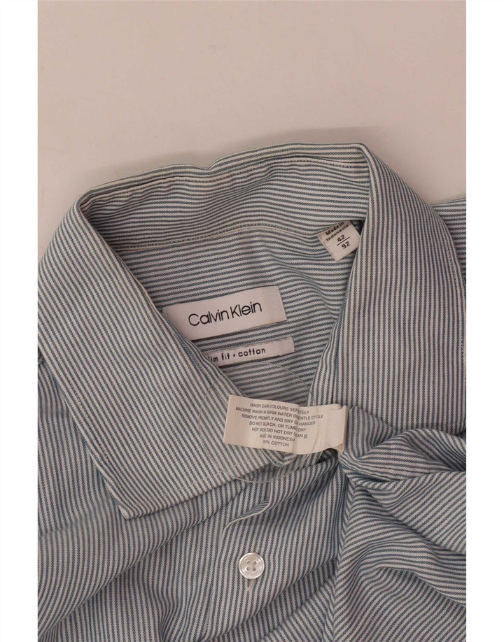 Calvin Klein Herrenhemd aus mittelblauer Nadelstreifen-Baumwolle