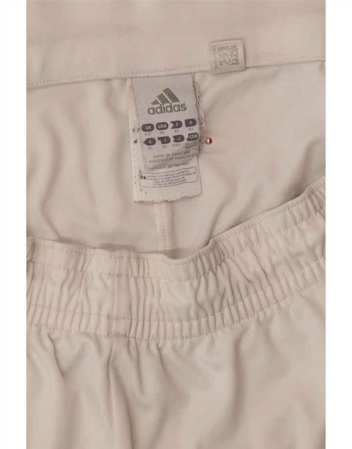 ADIDAS Herren FC Bayern München Sport Shorts UK 42 Large Weiß Colourblock