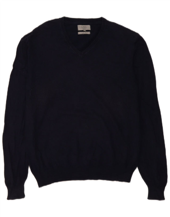 Marks & Spencer Herren-Pullover mit normaler Passform und V-Ausschnitt in mittlerem Marineblau