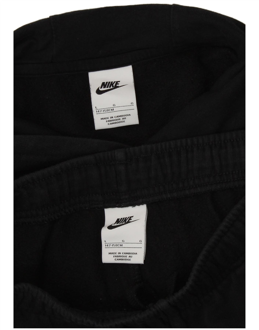 Nike Mädchen-Trainingsanzug mit lockerer Passform und Grafik, 12–13 Jahre, Größe L, Schwarz, Baumwolle