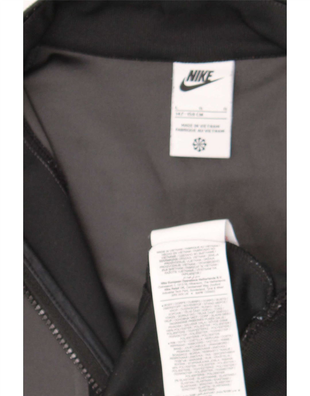 Nike Jungen-Sweatshirt mit Grafik, 12–13 Jahre, Größe L, Schwarz, Farbblock