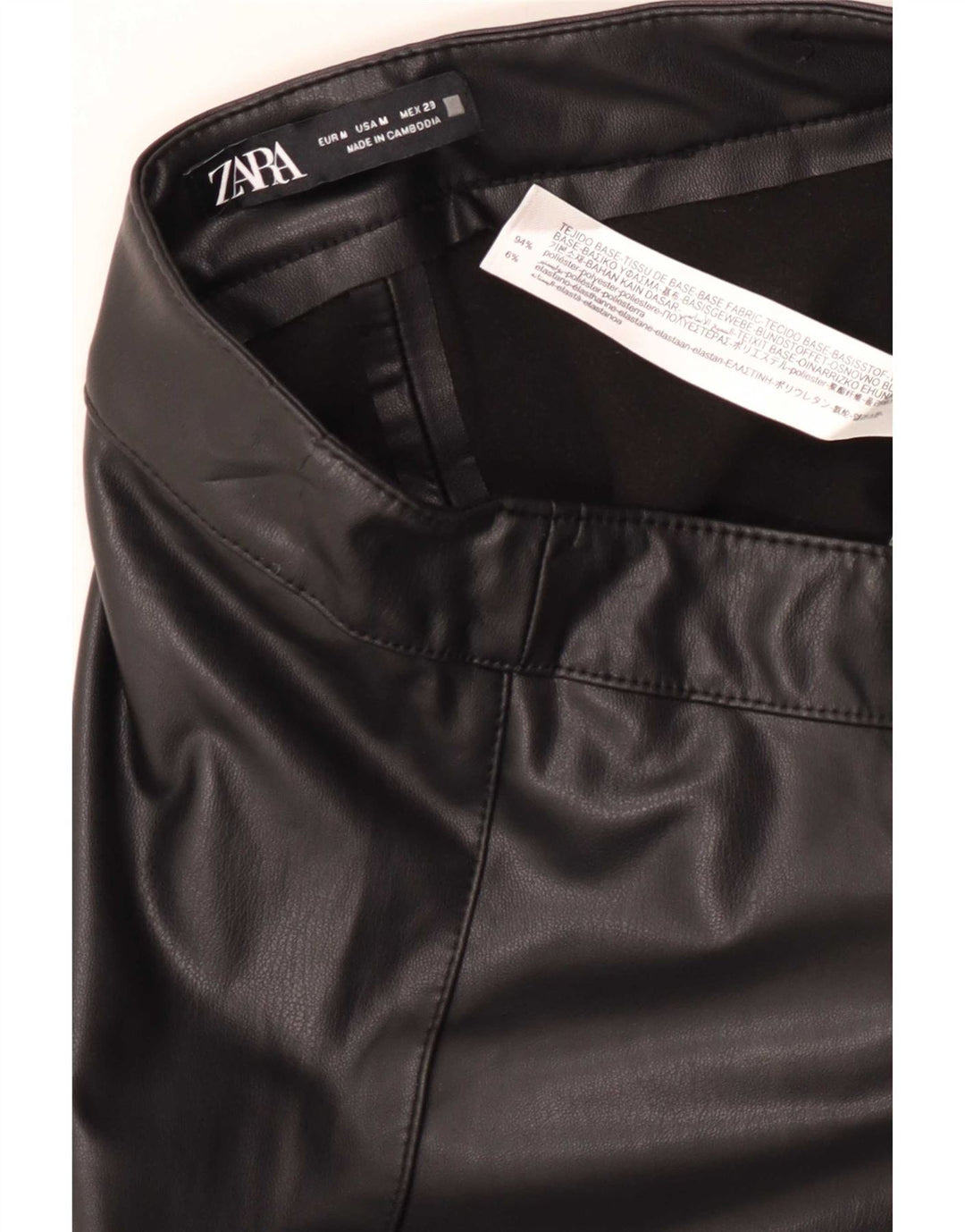 Zara Damen Slim Kunstlederhose Medium W28 L27 Schwarz Polyester