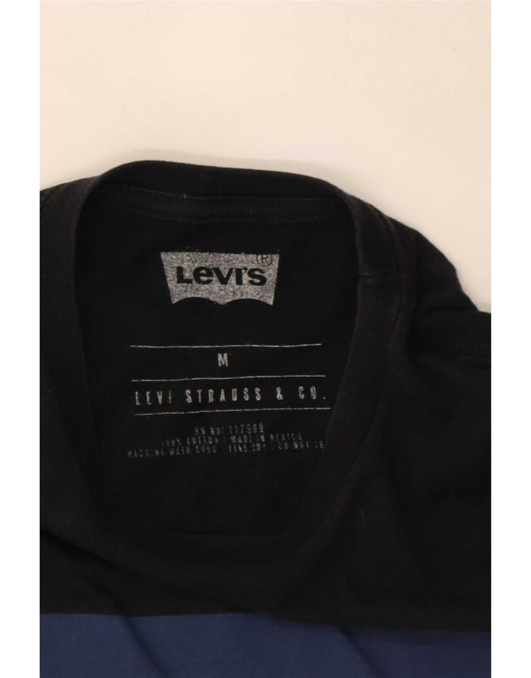 Levi's Herren T-Shirt mit Grafik, mittelgroß, Schwarz