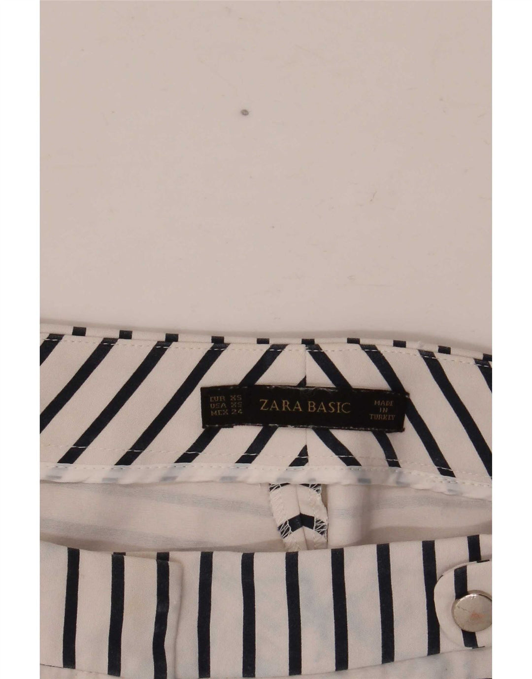 Zara Damen Regular Casual Shorts XS W28 Weiß gestreift
