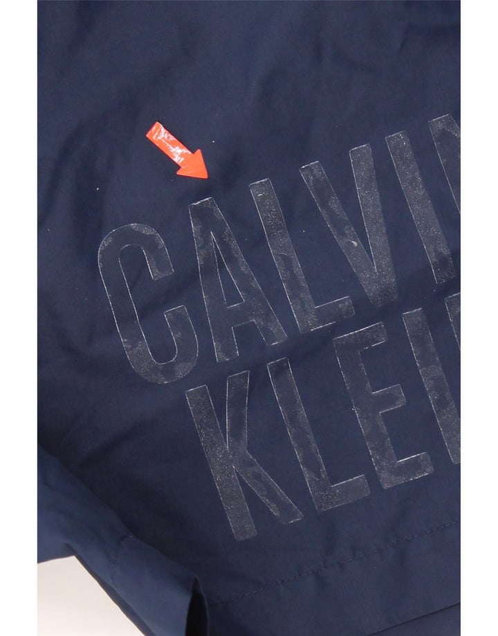 Calvin Klein Herren-Badeshorts mit Grafik, mittelgroß, marineblau, Polyester