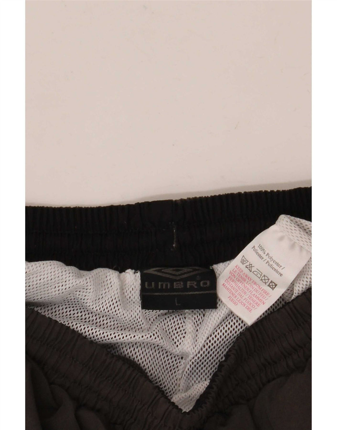 Umbro Herren Grafik-Bermuda-Sportshorts, großes graues Polyester