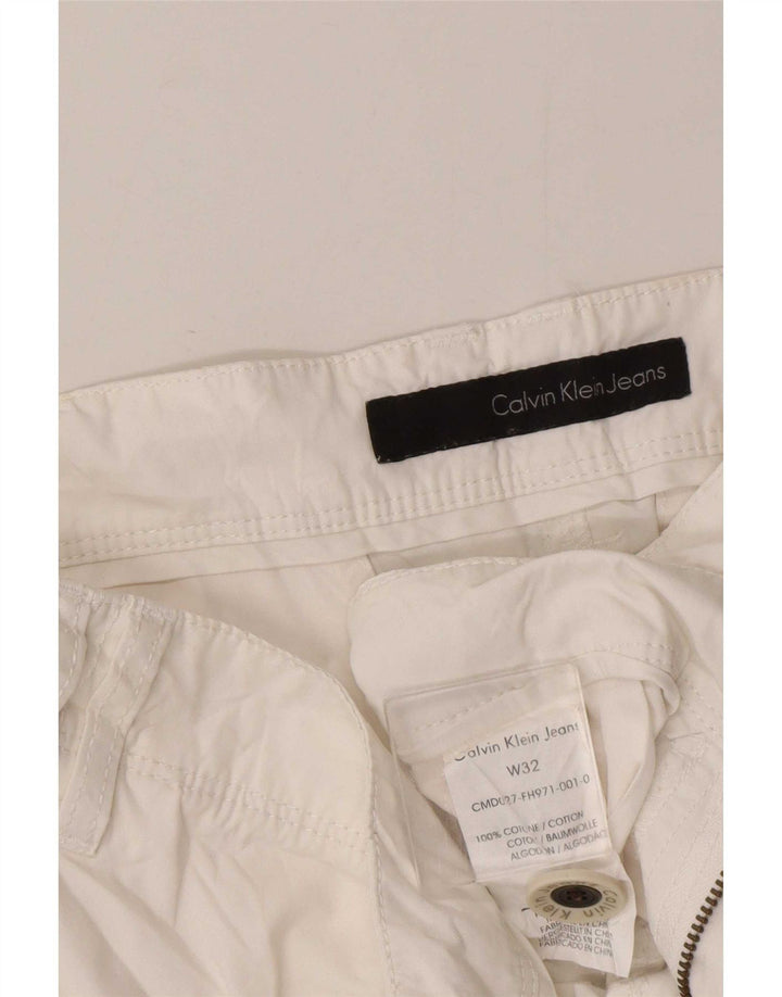 Calvin Klein Herren Cargoshorts W32 Mittelweiße Baumwolle