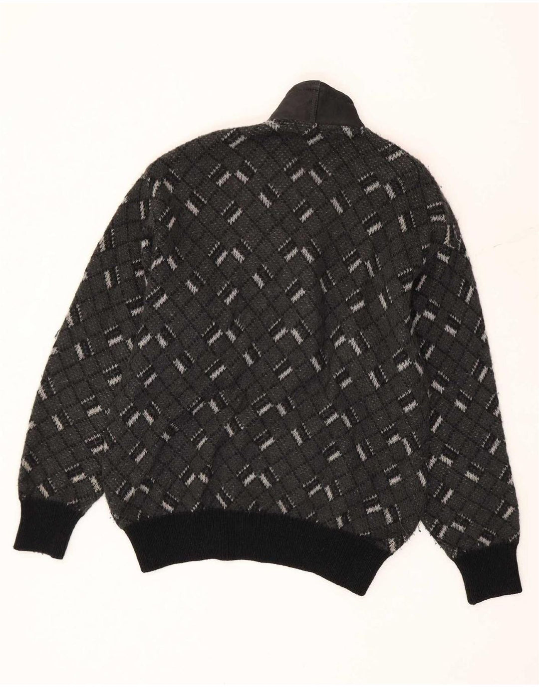 Andrea Celli Herren-Pullover mit V-Ausschnitt, mittelgraues geometrisches Mohair