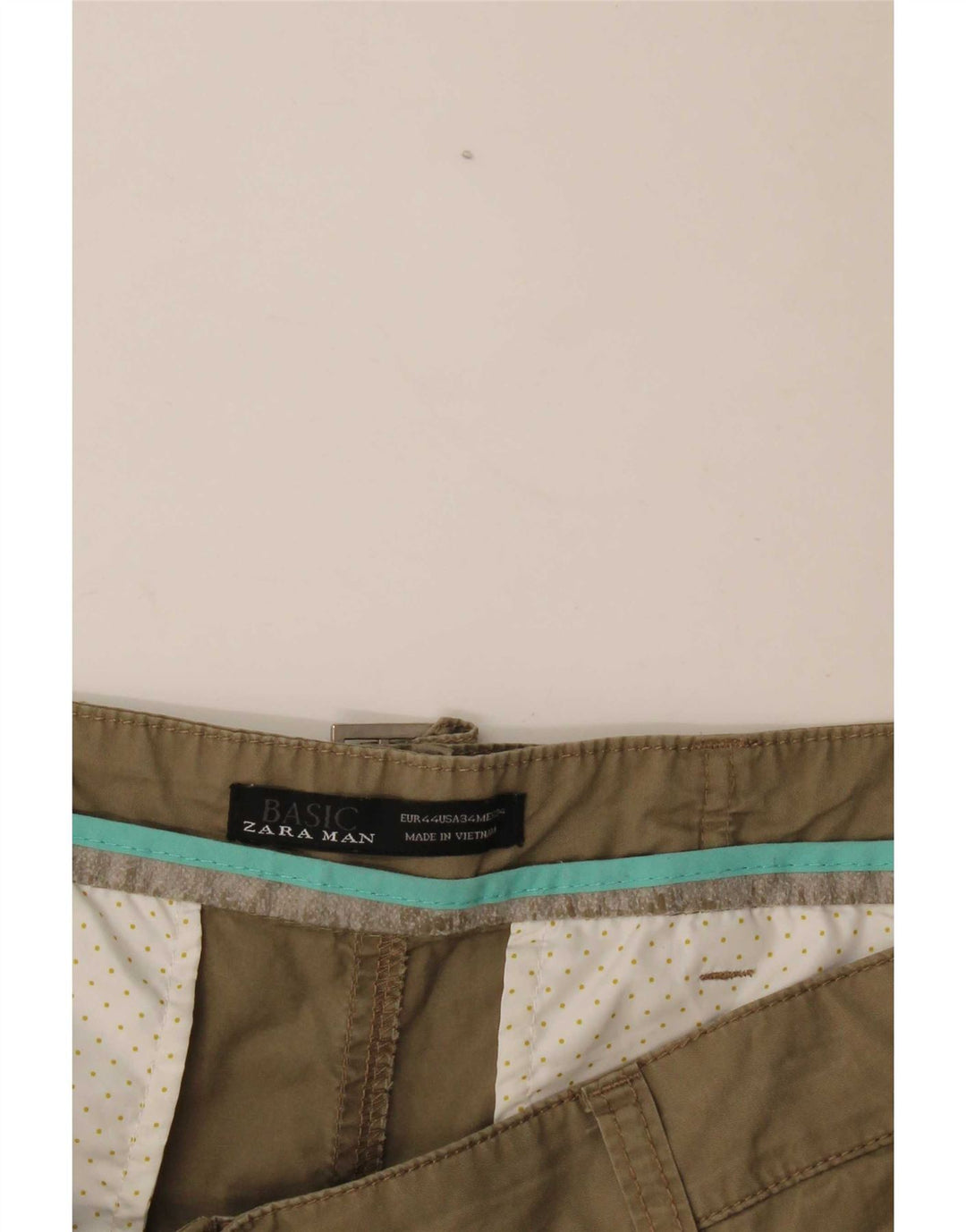 Zara Herren Chinoshorts EU 44 Large W34 Khaki