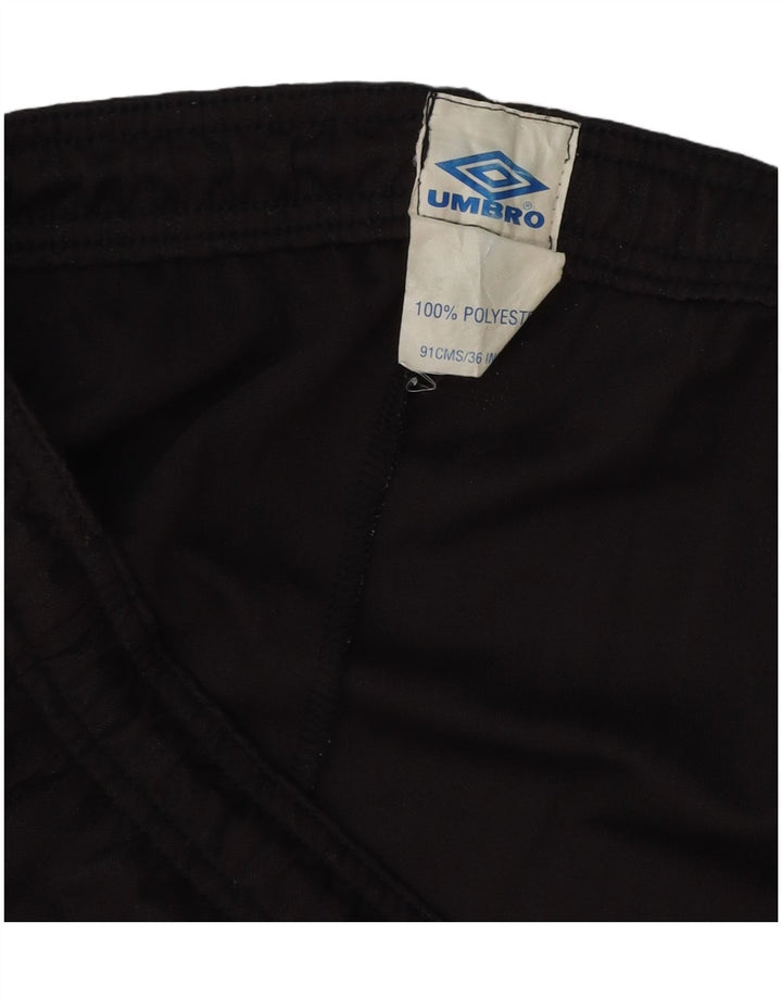Umbro Herren-Sportshorts, groß, schwarzes Nadelstreifen-Polyester