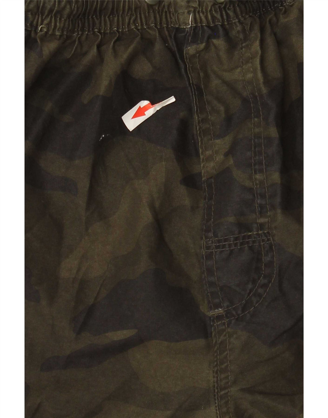 French Connection Herren-Badeshorts, klein, grünes Camouflage-Polyester