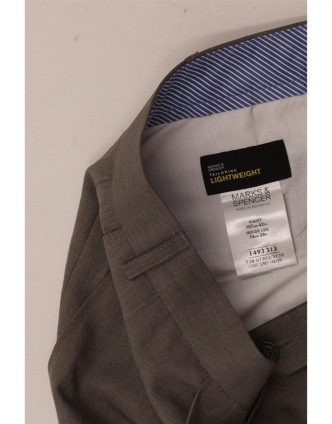 Marks & Spencer Herren-Anzughose mit maßgeschneiderter Passform, W42 L29, Grau