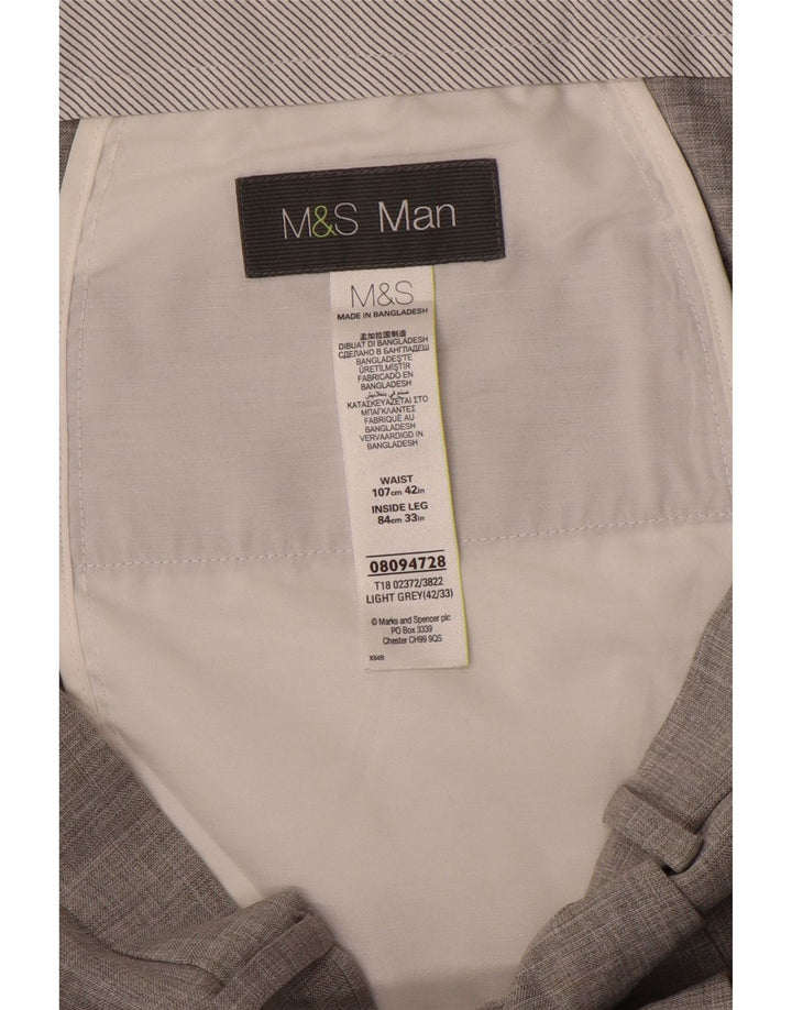 Gerade Herren-Anzughose von Marks & Spencer, W42, L33, grau, Polyester