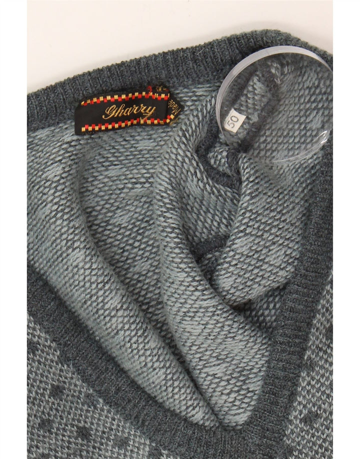 VINTAGE Mens V-Neck Jumper Sweater IT 50 Medium Grey Argyle/Diamond Vintage Vintage and Second-Hand Vintage from Messina Hembry 