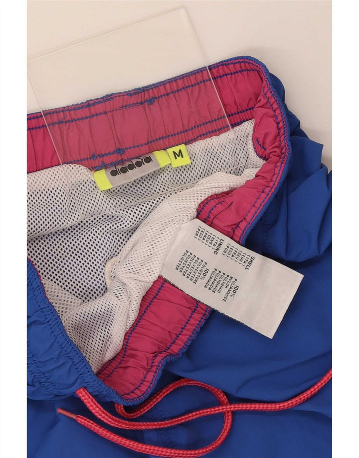 Diadora Herren-Badeshorts mit Grafik, mittelblau, Polyester