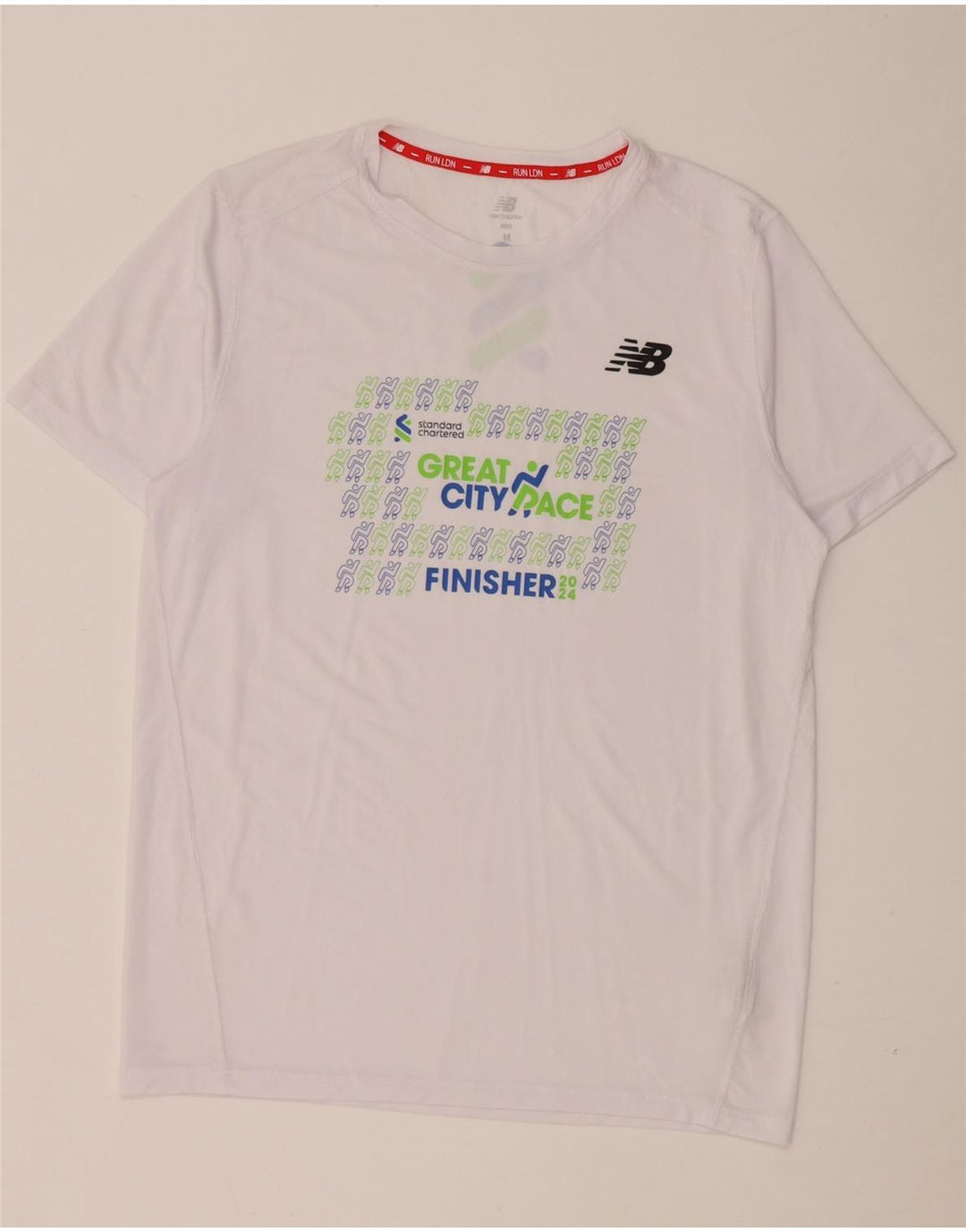 New Balance Herren Grafik-T-Shirt-Oberteil Mittelweißes Polyester