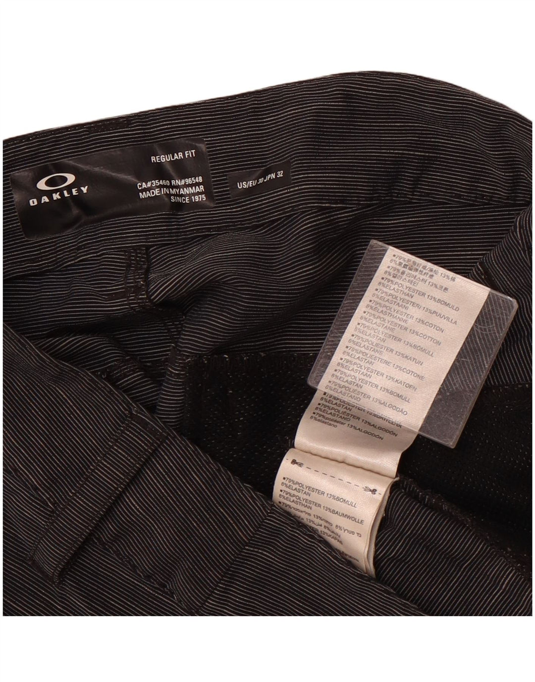 Oakley Herren Regular Fit Chino Shorts W30 Mittelgrau Nadelstreifen Sport