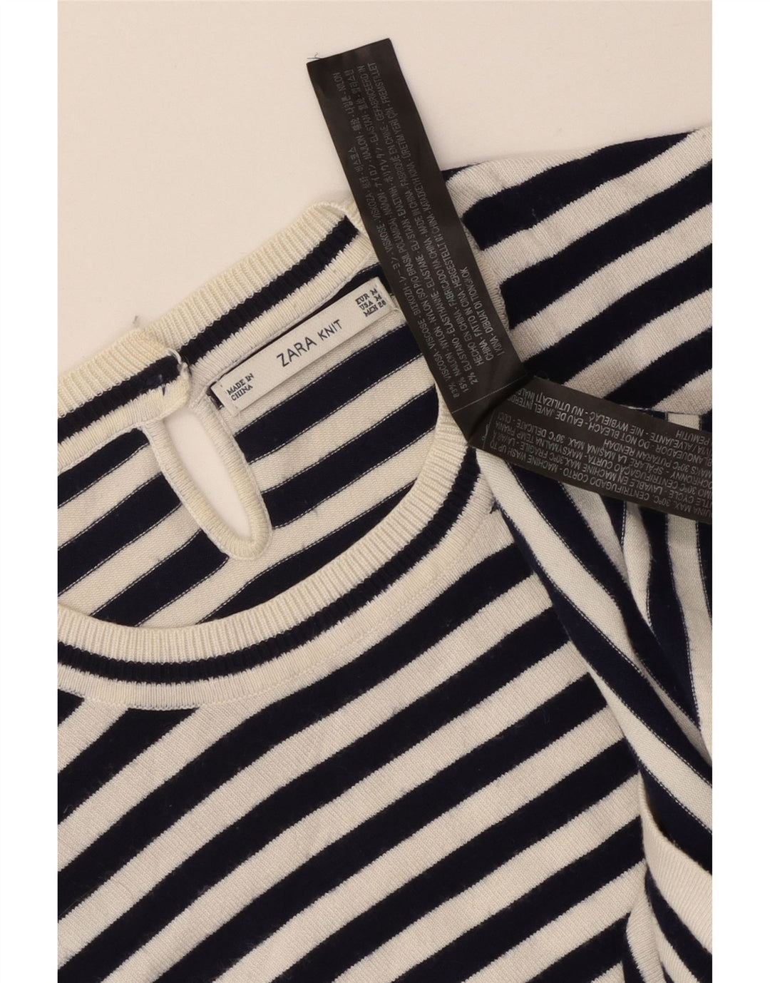 Zara Damen T-Shirt Top UK 12 Mittelweiß gestreift Viskose