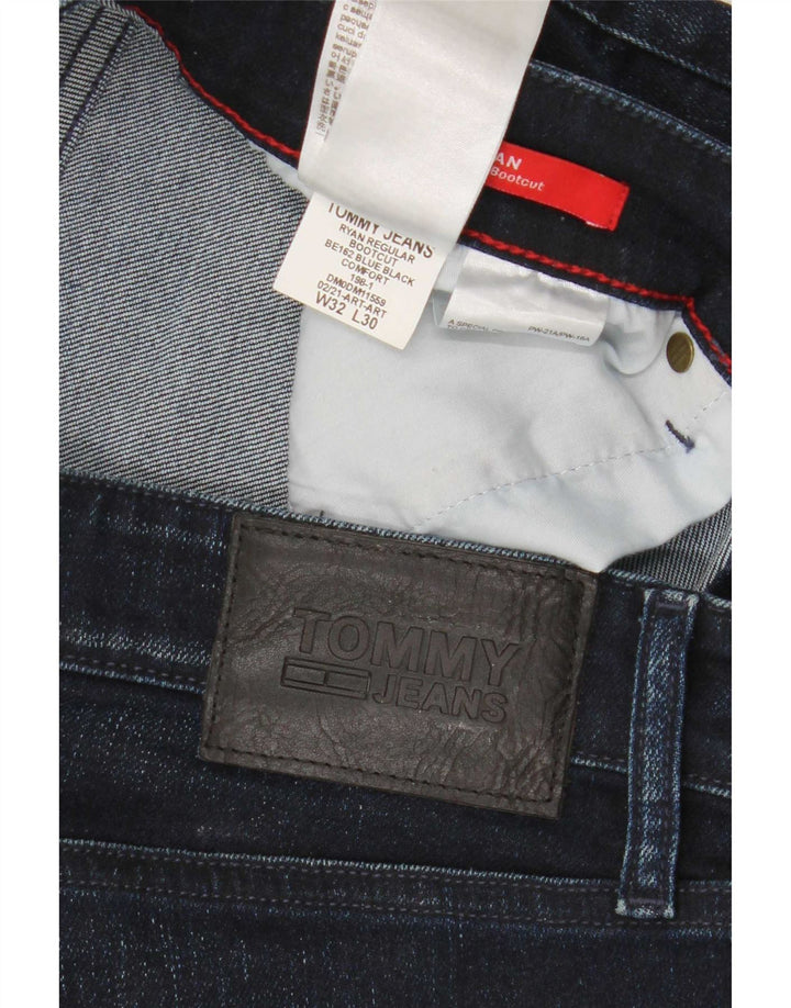 Tommy Hilfiger Herren Ryan Regular Bootcut Jeans W32 L27 Blaue Baumwolle