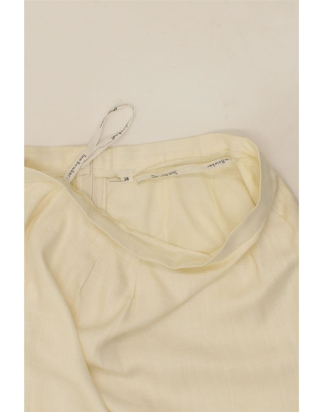 TOM BOWKER Womens Pencil Skirt UK 14 Large W28 Off White Polyester Vintage Tom Bowker and Second-Hand Tom Bowker from Messina Hembry 