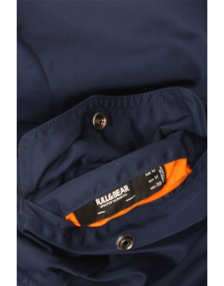 Pull & Bear Herren-Bomberjacke, UK 38, mittleres Marineblau, Farbblock