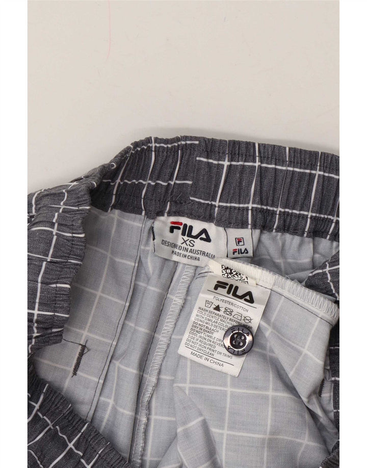 Fila Herren Sportshorts XS grau kariertes Polyester